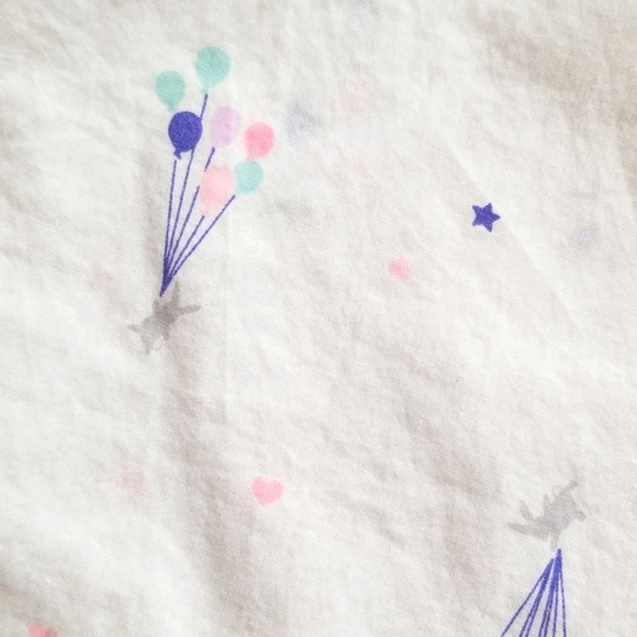 3/$10 Oshkosh 🐰 Bunny Balloons Blouse - Picture 3 of 5